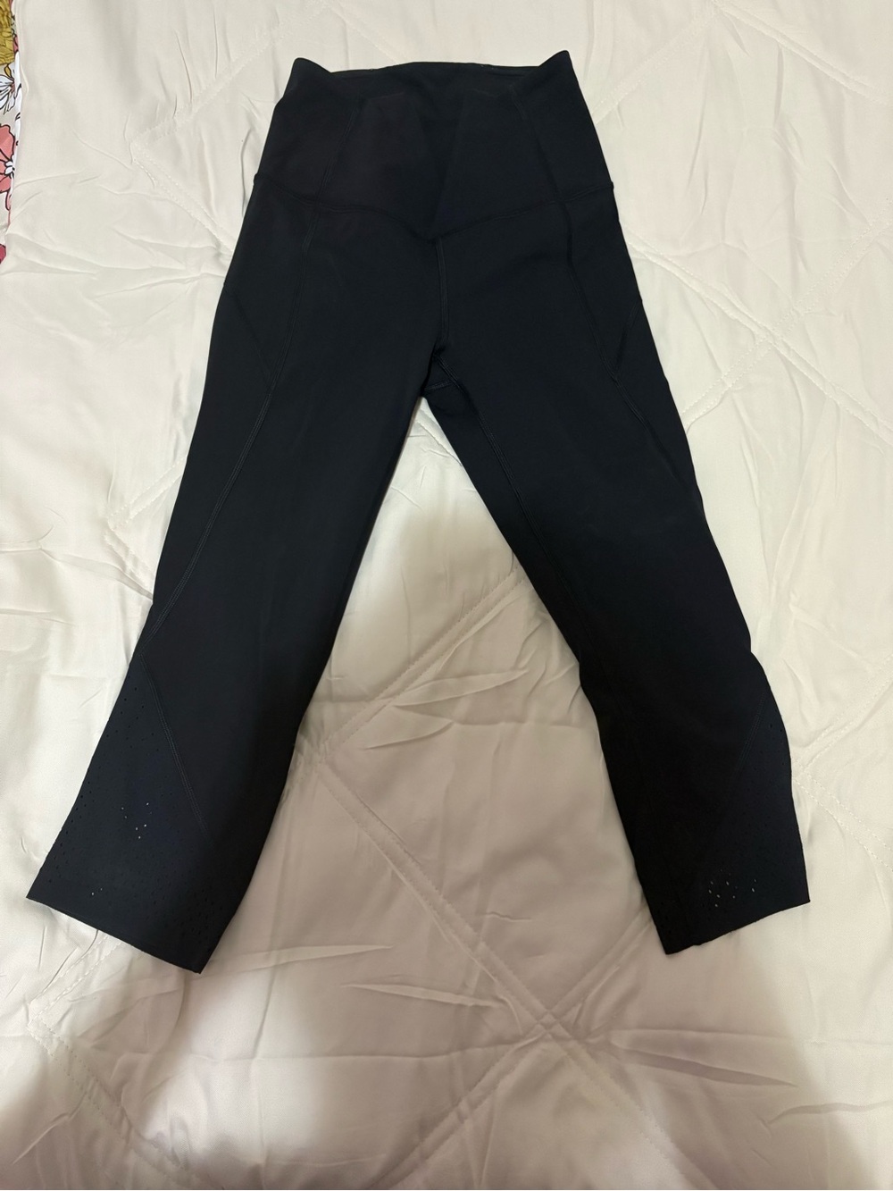 lululemon athletica Black High-Rise Cropped Leggings
